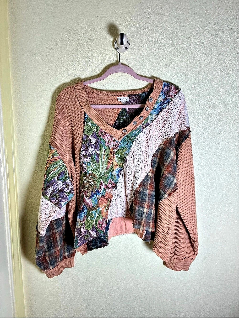 NWOT POL Mixed Fabric Floral Waffle Knitted Top, Size Small